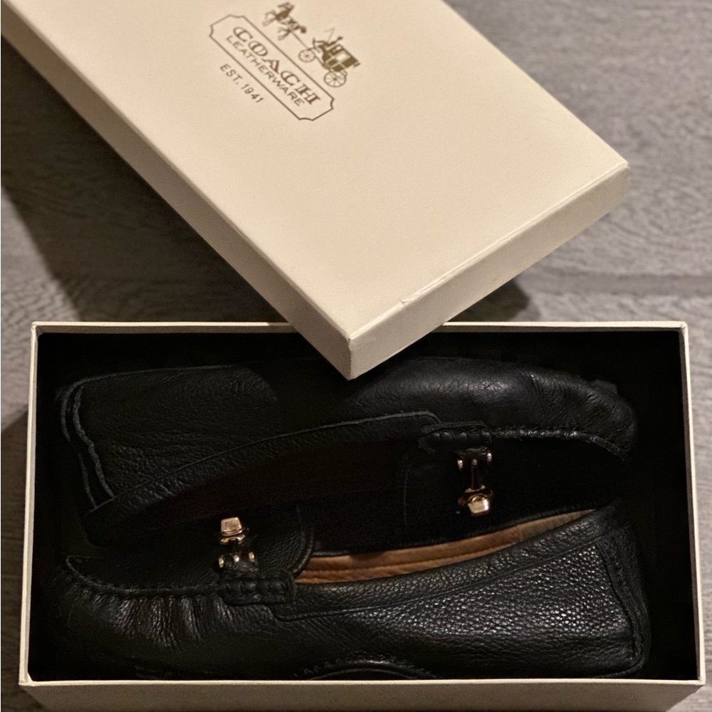 Coach black leather loafers Sz 9